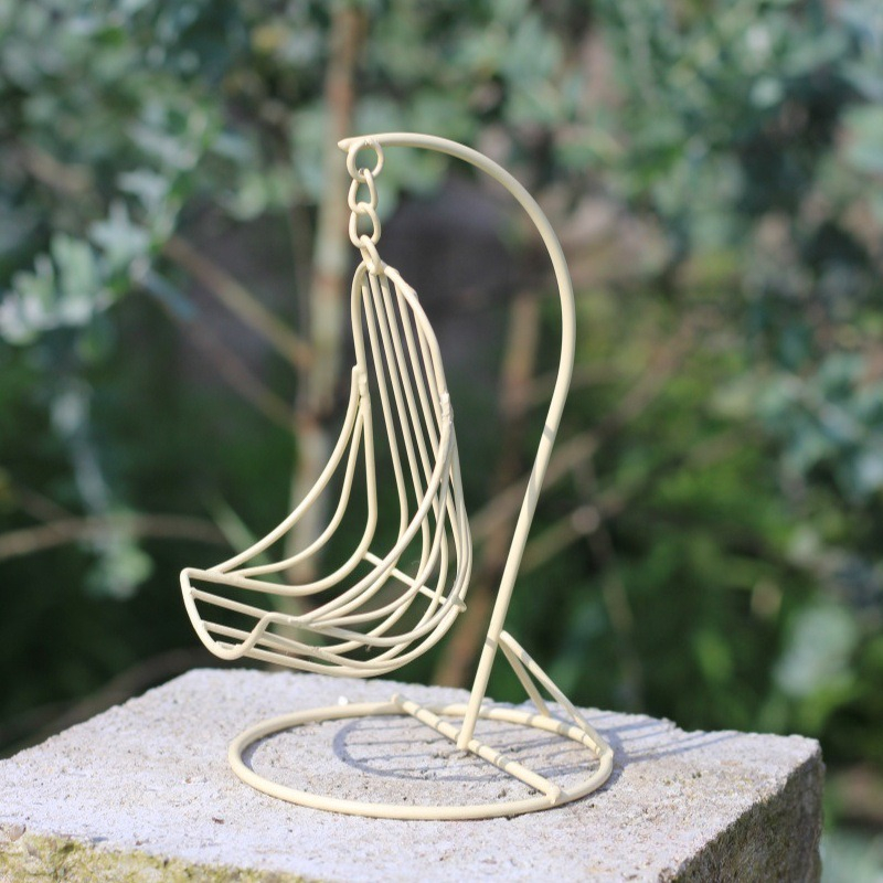 Garden Swing Chair - 日本のヴィンテージ風アイアン製ミニハンギングチェアスイング、素朴なメタルハンモックガーデンオーナメント、バルコニーパティオデコレーション