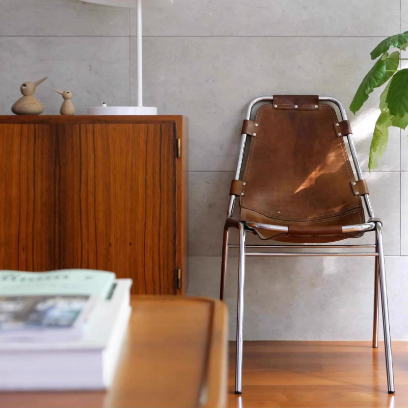 ヴィンテージレザーダイニングチェア、インダストリアルモダンア - Outdoor Furniture Vintage のレビューと価格