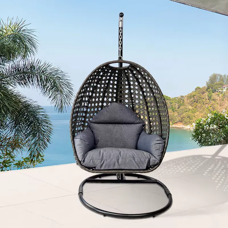 卵型の黒いパティオポーチ用籐製家具、屋外ガーデン用ラタンハン - Garden Swing Chair のレビューと価格