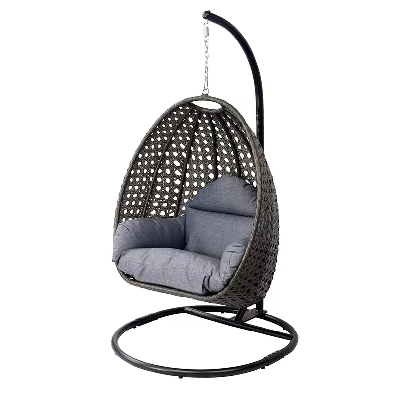 卵型の黒いパティオポーチ用籐製家具、屋外ガーデン用ラタンハン - Garden Swing Chair のレビューと価格