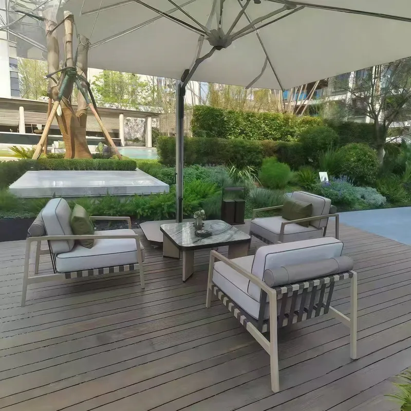 北欧風屋外ラタンソファアルミ合金製ウィッカーパティオ家具セッ - Rattan Lounge Set のレビューと価格